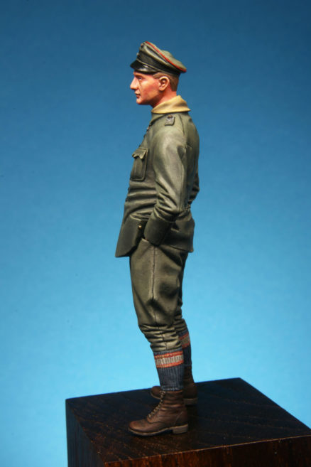 Model Cellar WW1 German Pilot Ace Werner Voss Unpainted 1/48th kit MIKE GOOD 